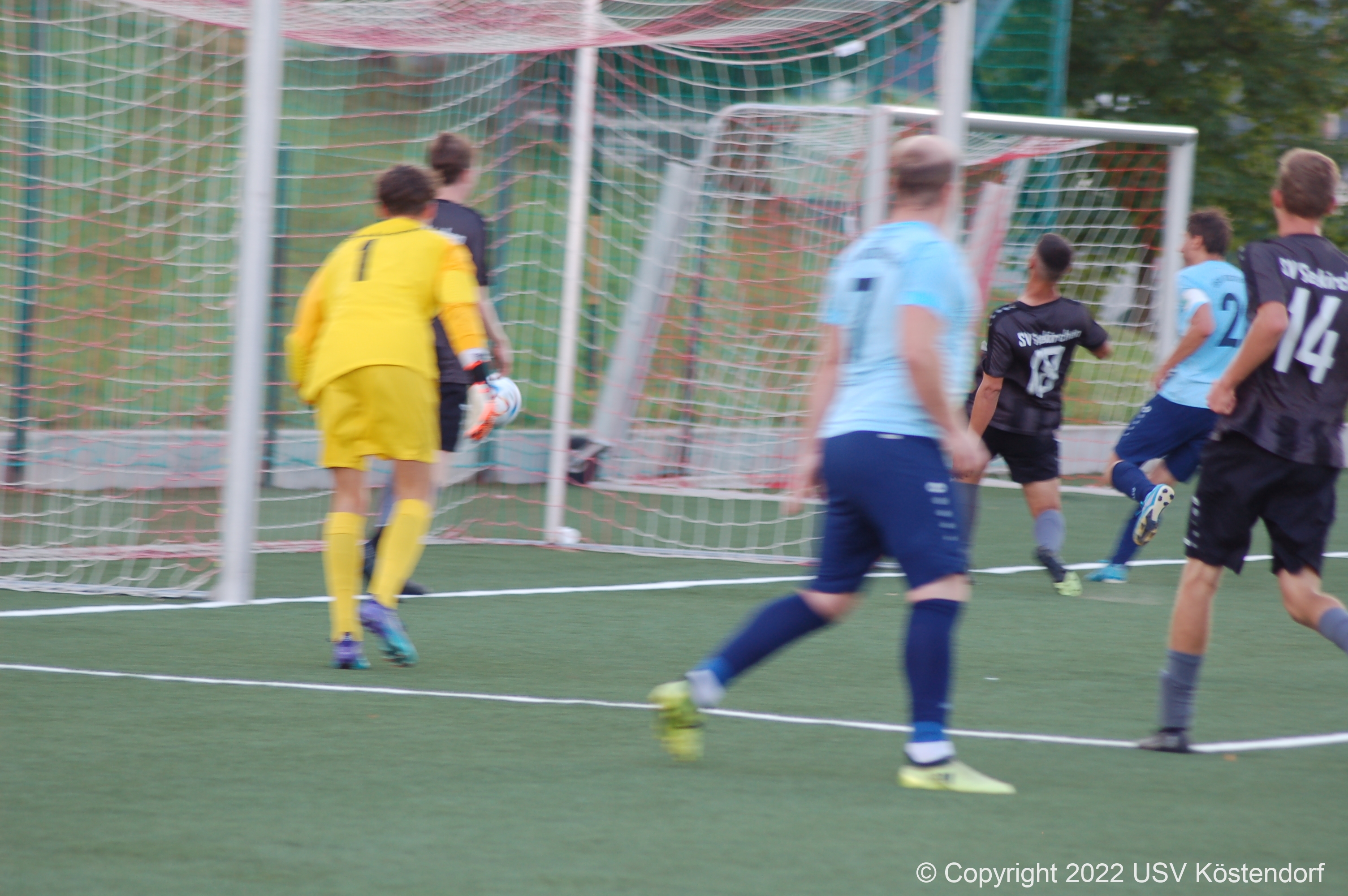 Kapitän Marco Aschenberger trifft zum 1:3 Pausenstand